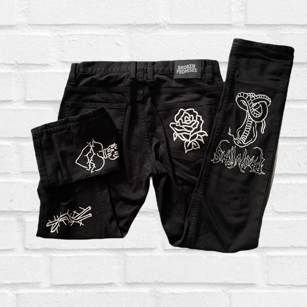 NWT Zumiez - Broken Promises Black Jeans - Size M